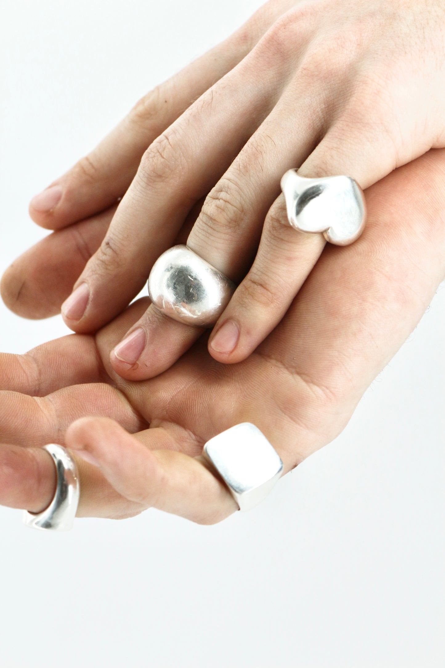 Chunky heart signet ring