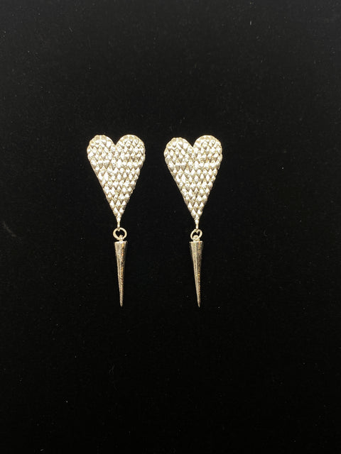 Serpentine love earrings with spike