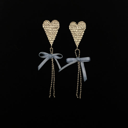 Serpentine love earrings with ribbons