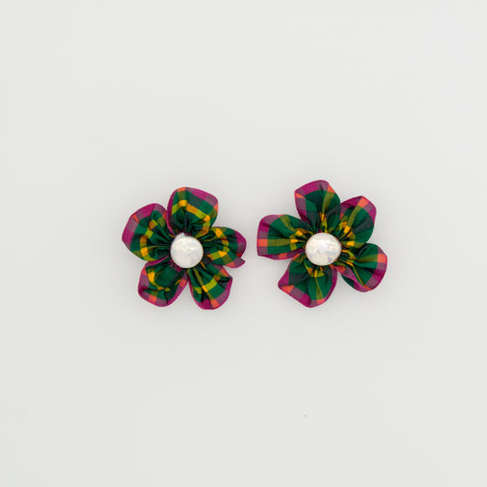 Scrunchy earrings