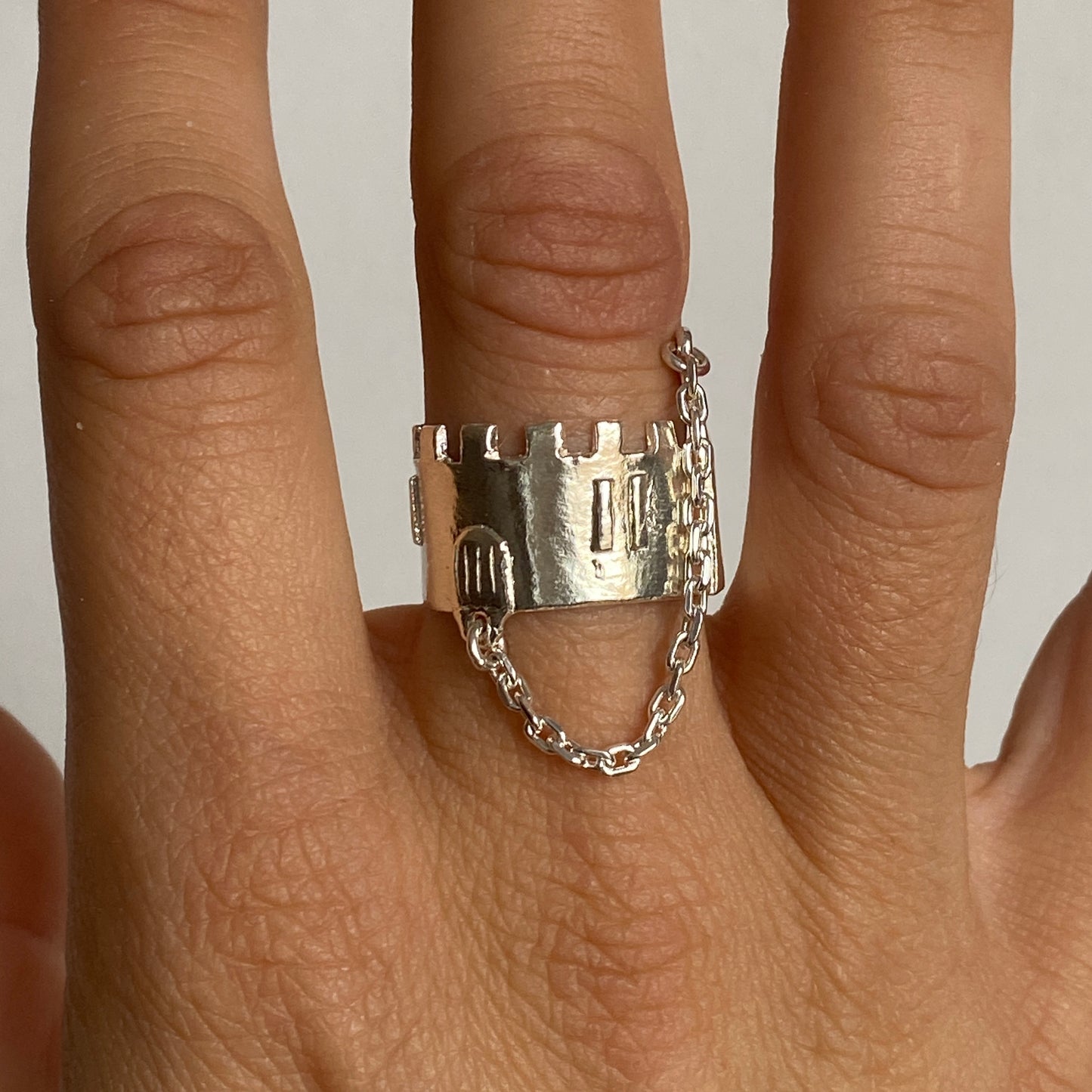 Ode to chivalry castle ring