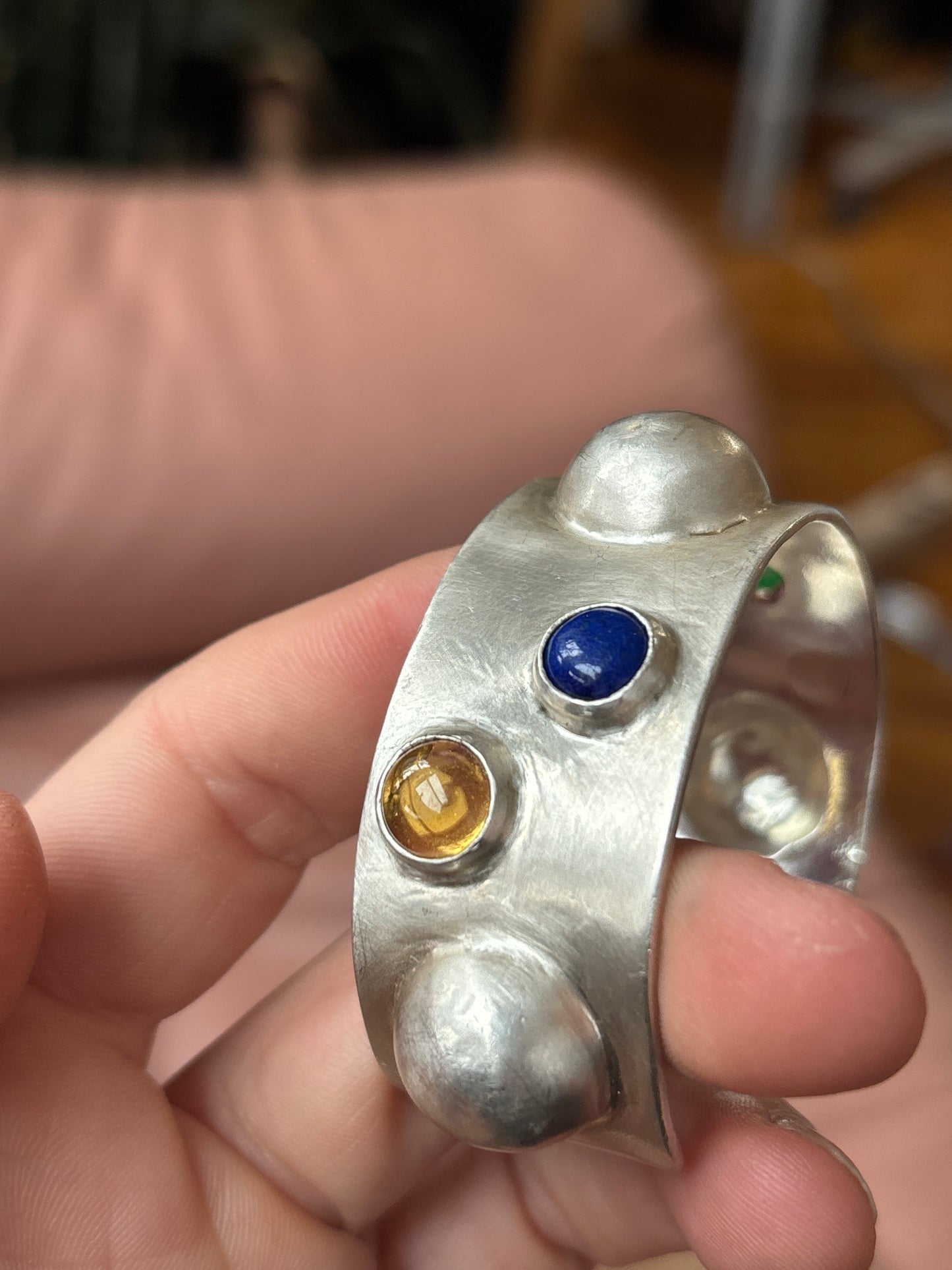 Bangle bracelet with spheres and stones 1/1