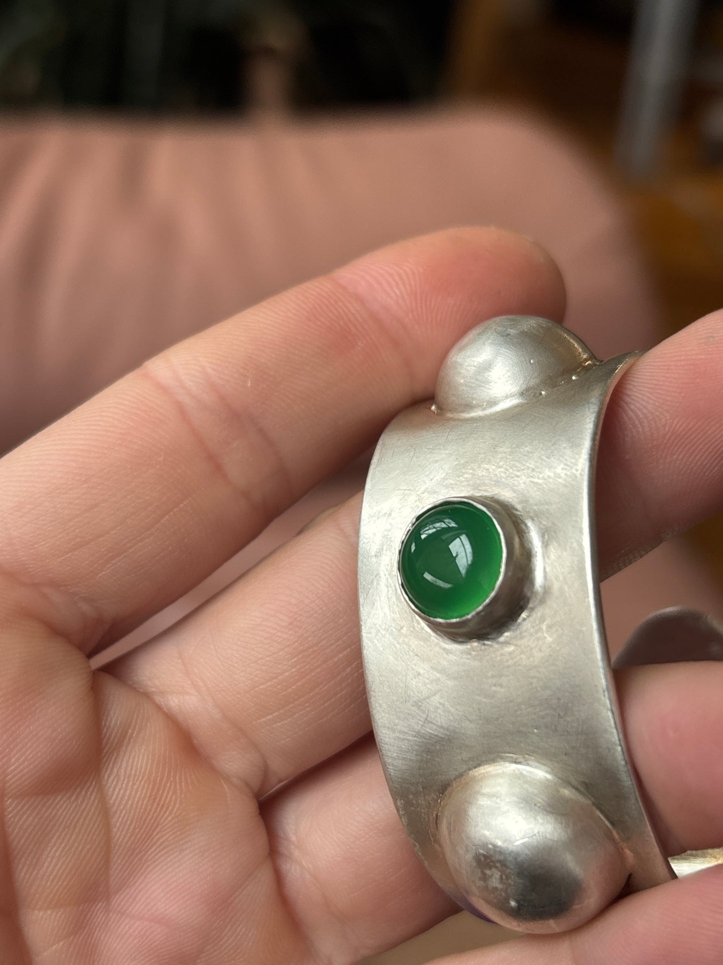 Bangle bracelet with spheres and stones 1/1