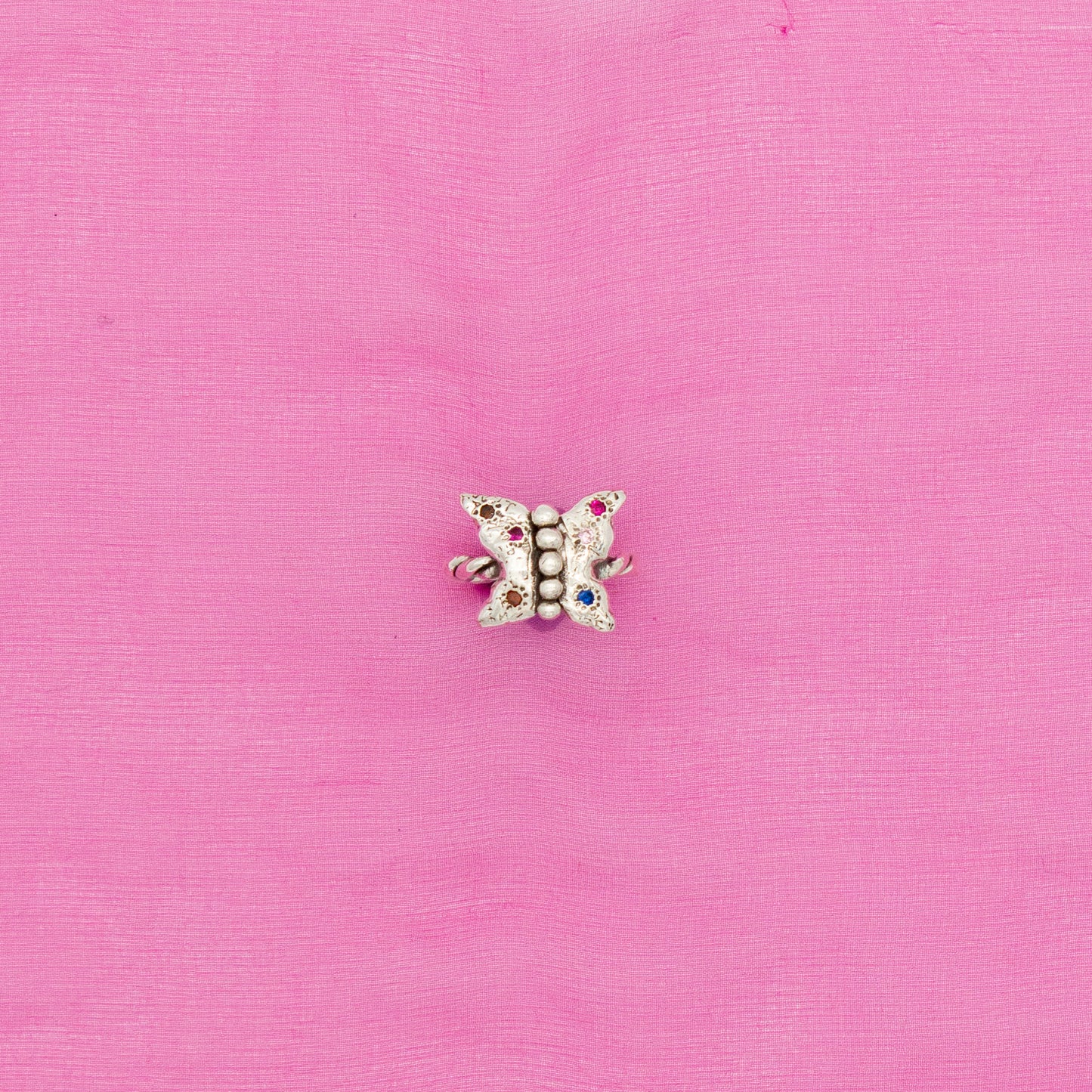 Winged ring size 8