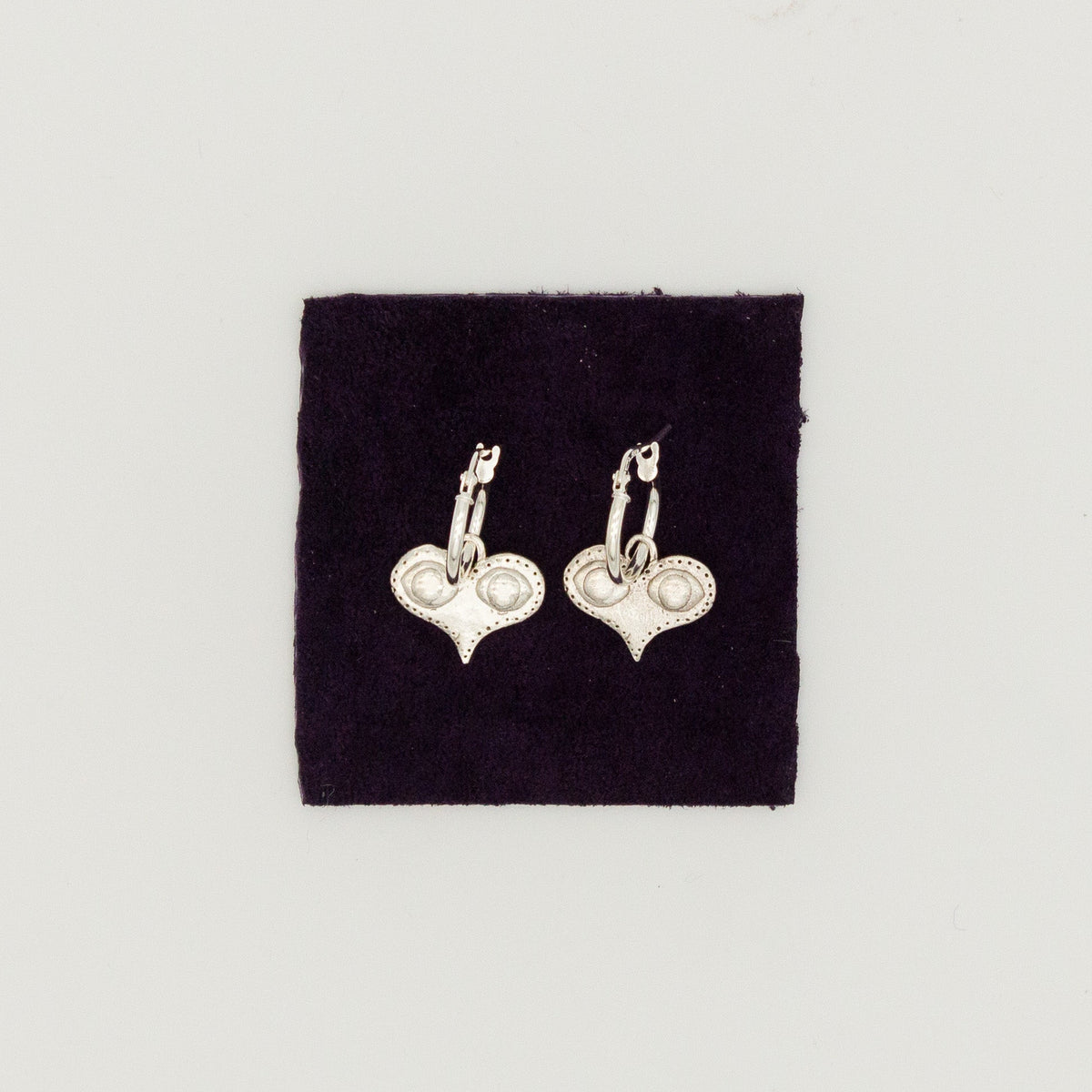 Sumerian eyes earrings