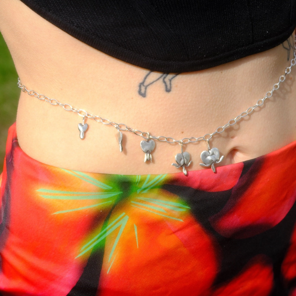 Bleeding hearts belly chain