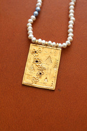 Sigil (bronze) and Pearls (white) necklace