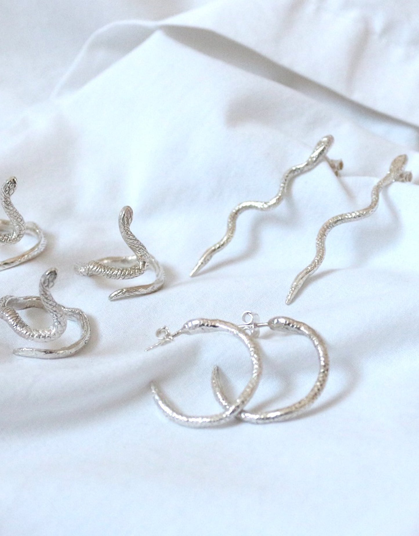 Snake Hoops